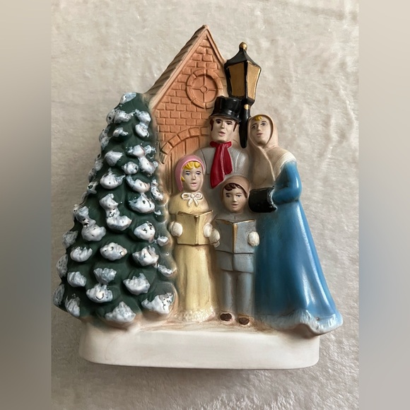 Jim Beam Vintage 1988 Collectible Christmas Carolers Holiday Decanter Flask - Picture 4 of 10